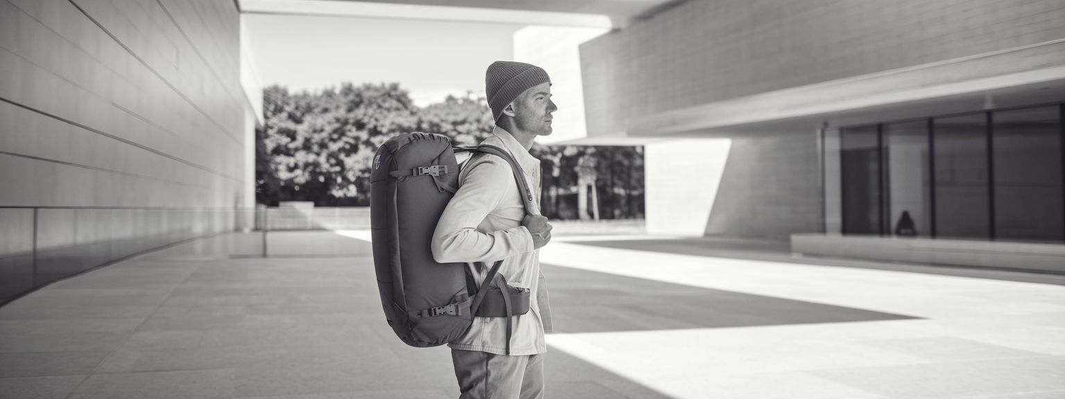 Traveling Light: Minimalist Travel Strategies for an Effortless Journey